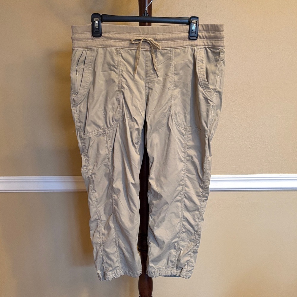 The North Face Beige Women's Capri Pants